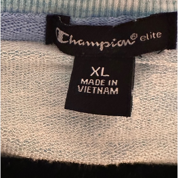 Women’s Champion Lightweight Sweatshirt/Pullover - Picture 4 of 5